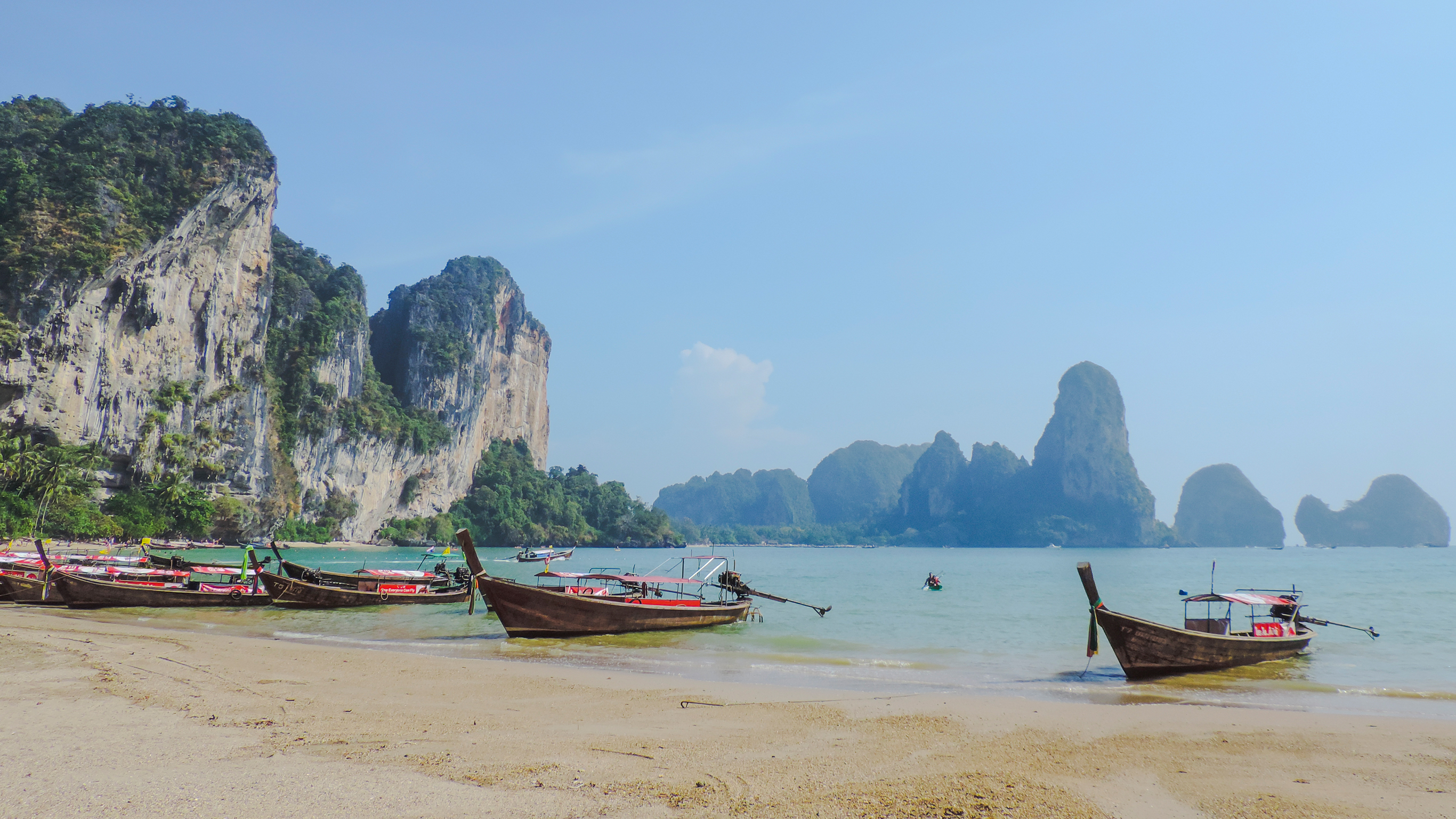 Thailand: Night Markets & Blue Waters