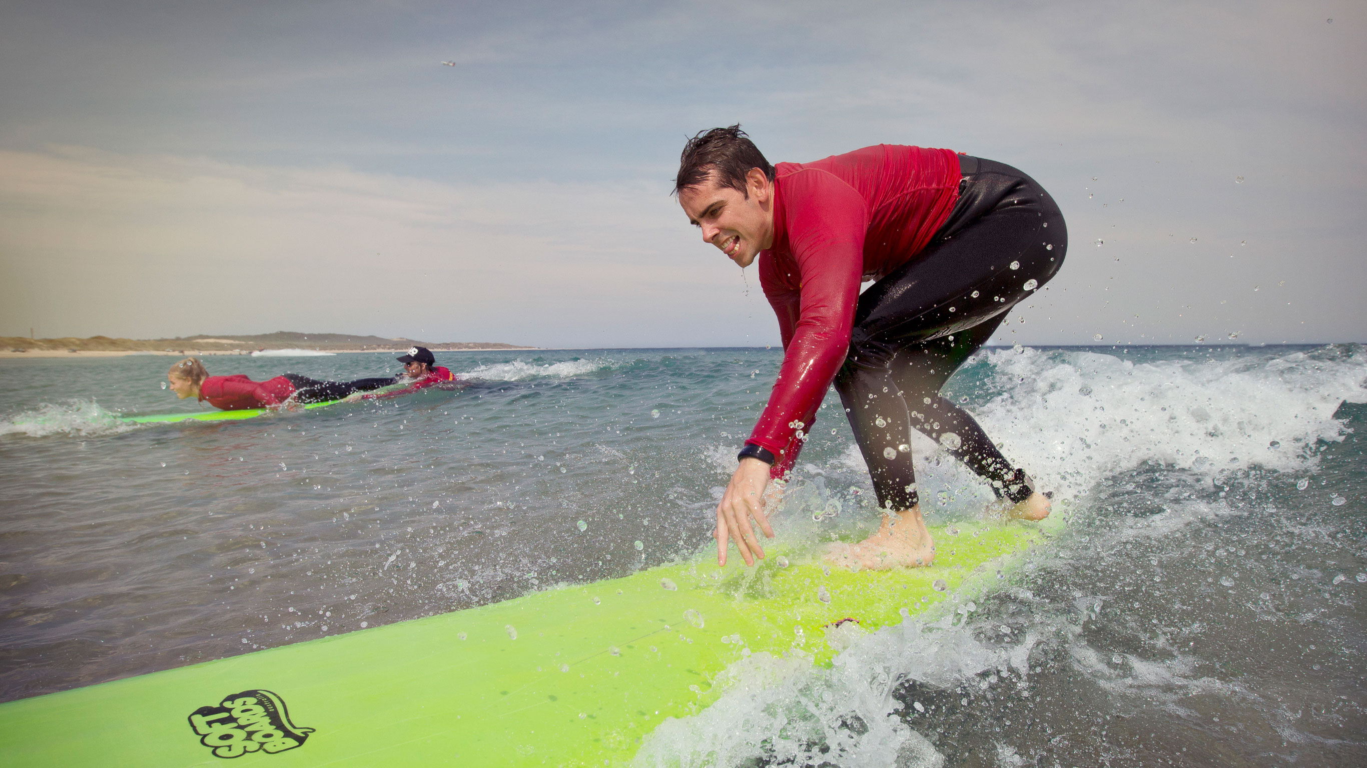 Sydney to Brisbane Experience: Bushwalks & Surfing