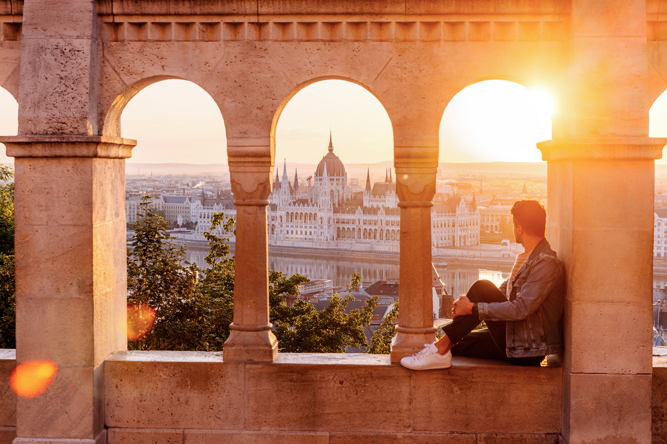 London to Vienna Trail | Plus | Start Amsterdam |
