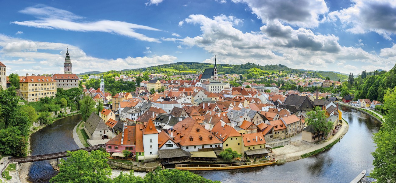 Country Roads of Central Europe - End Budapest, Classic Group