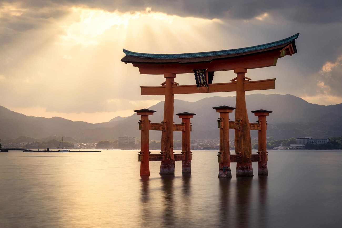 Splendors of Japan with Hiroshima